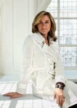 harendtsngela strategia burberry|Checked Growth: How Burberry's Angela Ahrendts Is Steering .